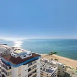 Nyaraló Delmar *